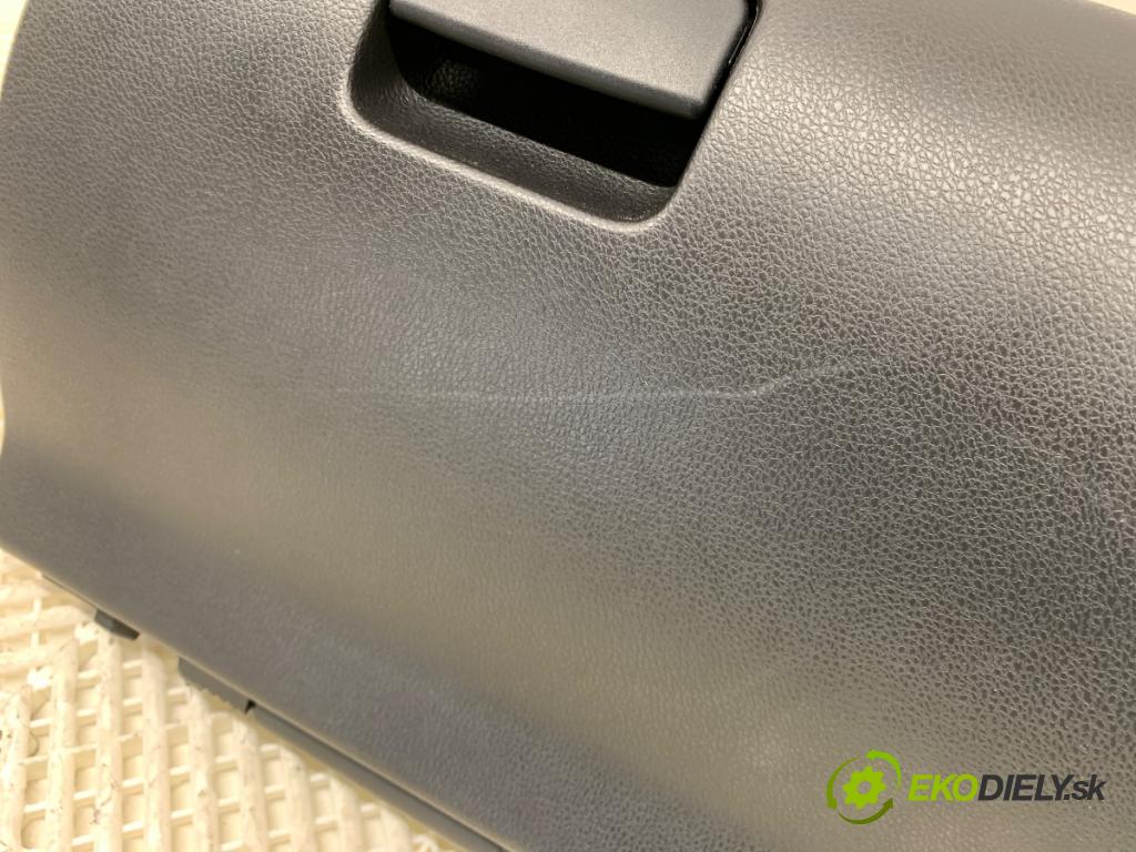 MITSUBISHI ECLIPSE SUV 2019 120 kW 1.5 T-Mivec 1499 Priehradka, kastlík spolujazdca 8006A602 (Priehradka (kastlík))