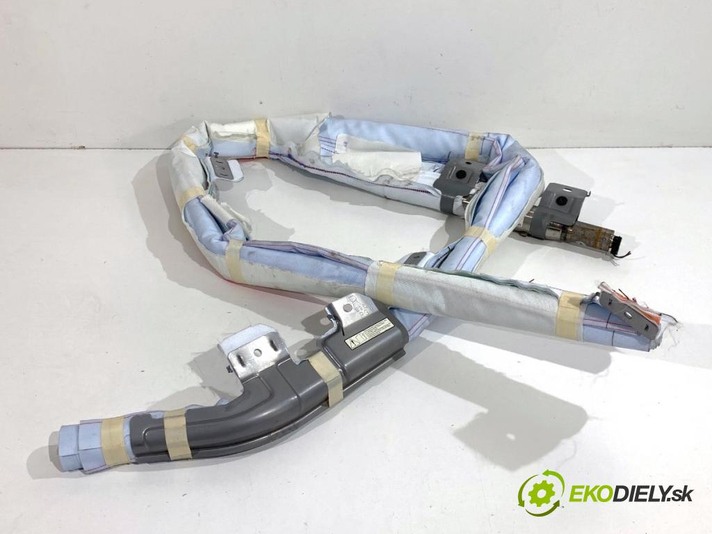 MITSUBISHI ECLIPSE SUV 2019 120 kW 1.5 T-Mivec 1499 stropní pravý 0589-P1-000173