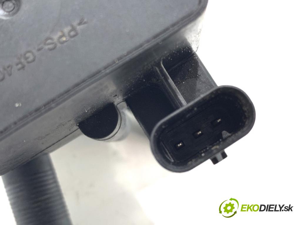 PEUGEOT 2008 I SUV 2016 96 kW 1.2 THP 130 / PureTech 130 1199 DALŠÍ: Pumpa vody 9807341480 (Vodná pumpa)