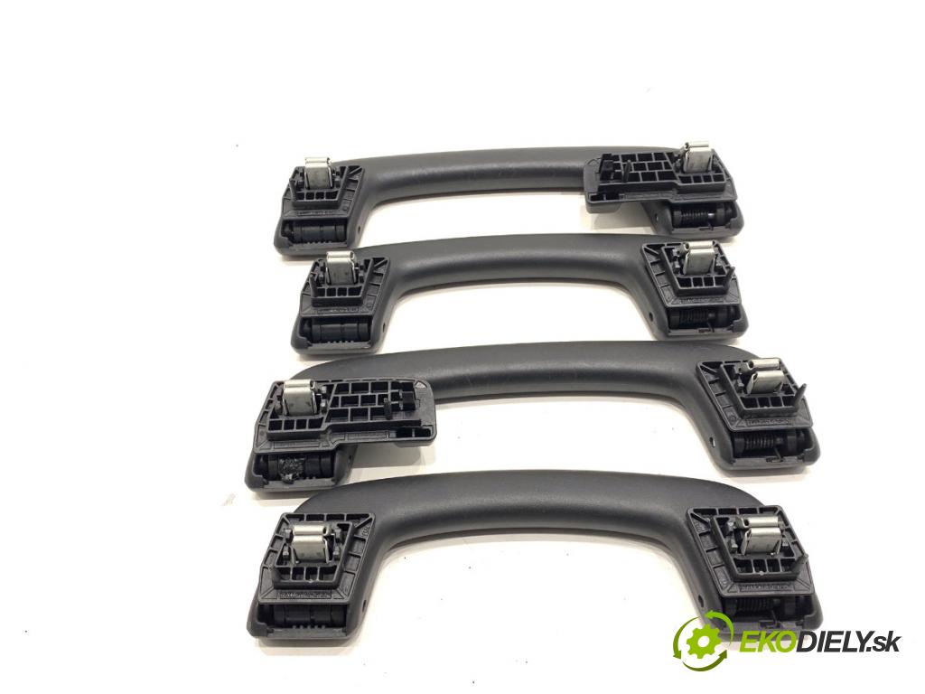 BMW F11 Kombi 2011 190 kW 530 d xDrive 2993 rúčky čalunenie