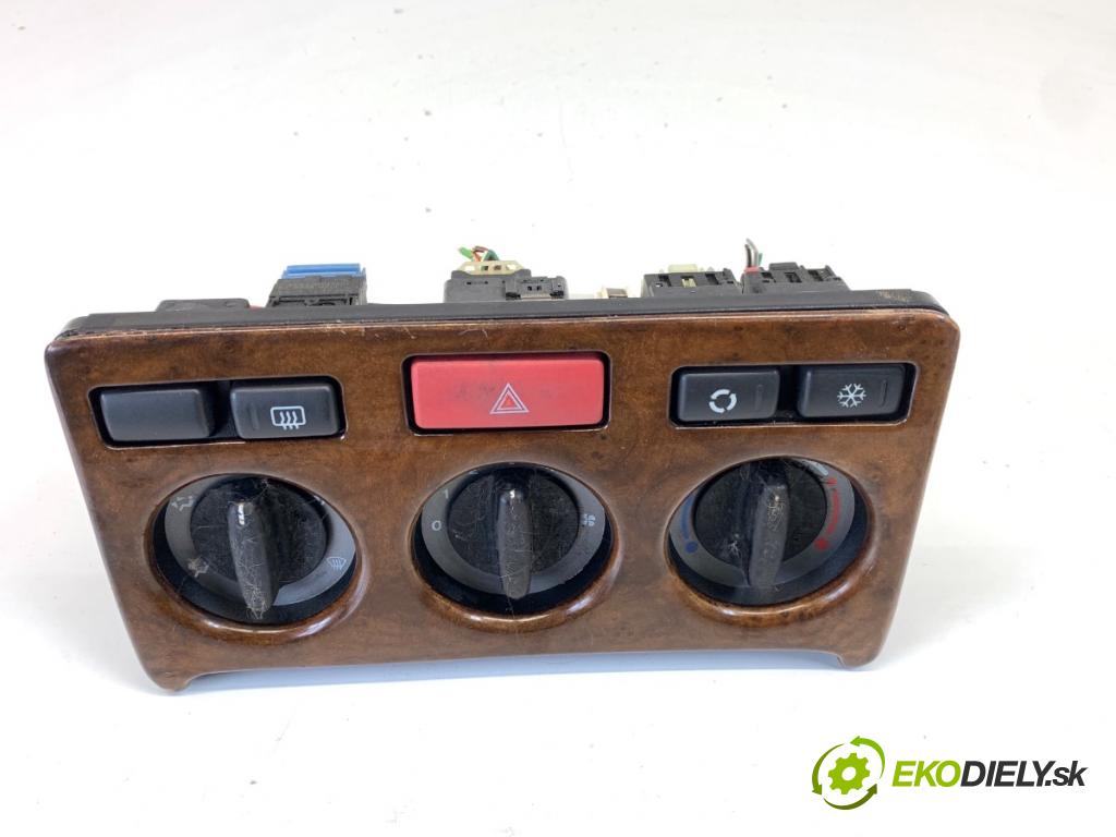 LAND ROVER FREELANDER I samochód terenowy zamknięty 2003 72 kW 2.0 DI 4x4 1994 Panel ovládaní topení 532919913A (Páčky pod volantem)