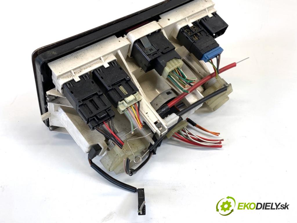 LAND ROVER FREELANDER I samochód terenowy zamknięty 2003 72 kW 2.0 DI 4x4 1994 Panel ovládania kúrenia 532919913A (Prepínacie páčky pod volantom)