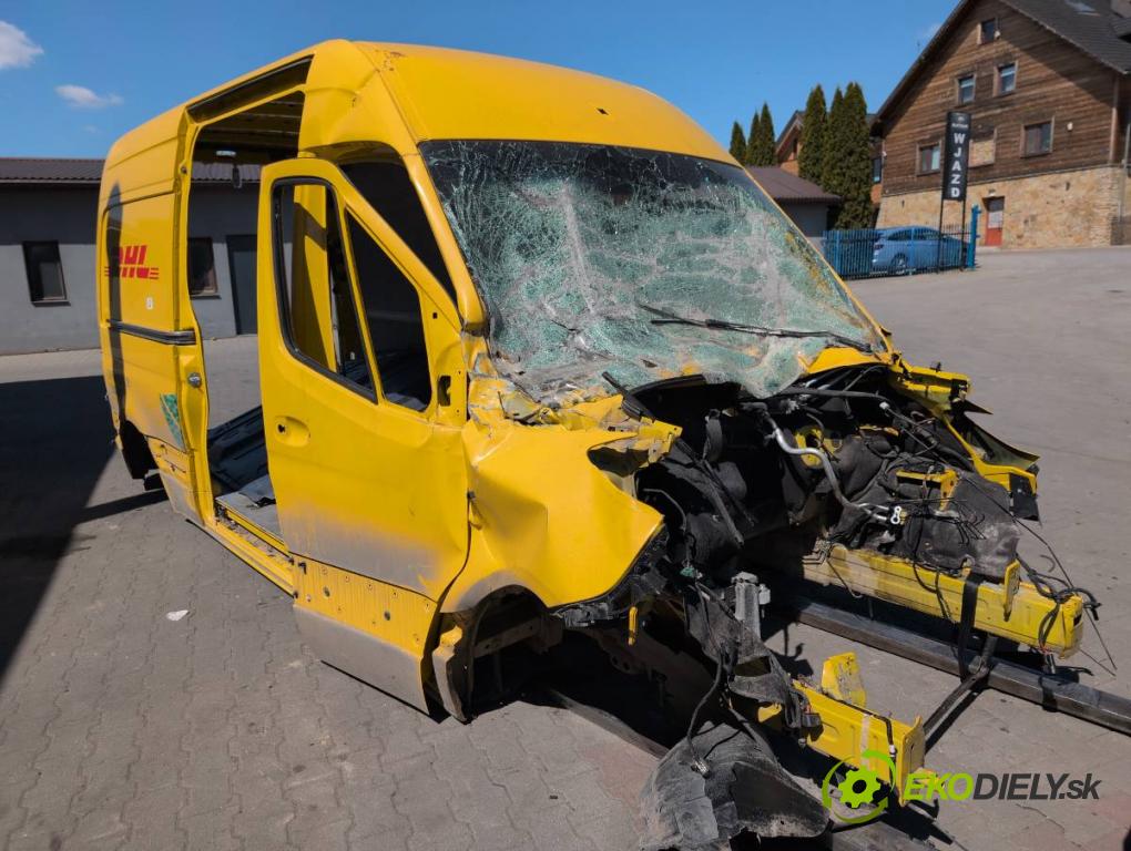 MERCEDES-BENZ eSPRINTER Skrzynia Skrzynia 2022 85 kW Electric (910.633)  karoséria ČTVRŤÁK: Blatník prah strecha PODŁUŻNICA 