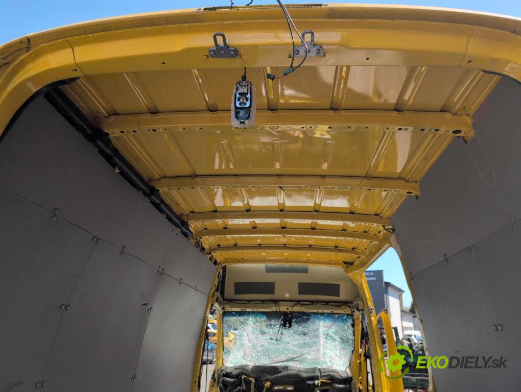 MERCEDES-BENZ eSPRINTER Skrzynia Skrzynia 2022 85 kW Electric (910.633)  karoséria ČTVRŤÁK: Blatník prah strecha PODŁUŻNICA