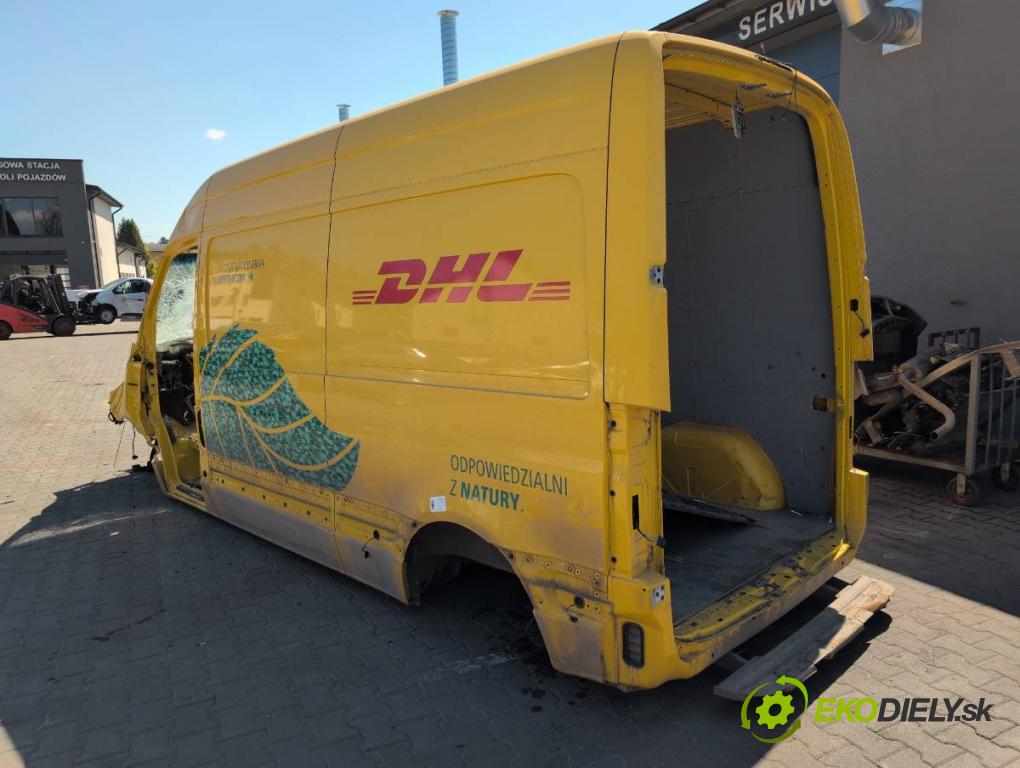 MERCEDES-BENZ eSPRINTER Skrzynia Skrzynia 2022 85 kW Electric (910.633)  karoséria ČTVRŤÁK: Blatník prah strecha PODŁUŻNICA