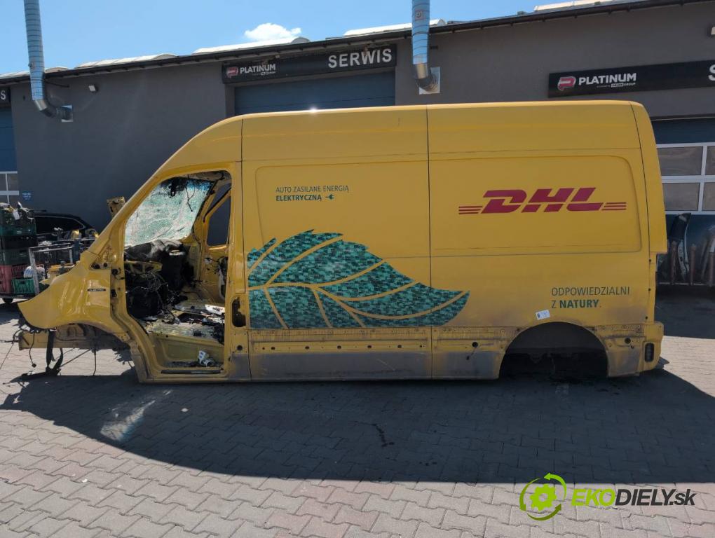 MERCEDES-BENZ eSPRINTER Skrzynia Skrzynia 2022 85 kW Electric (910.633)  karoséria ČTVRŤÁK: Blatník prah strecha PODŁUŻNICA