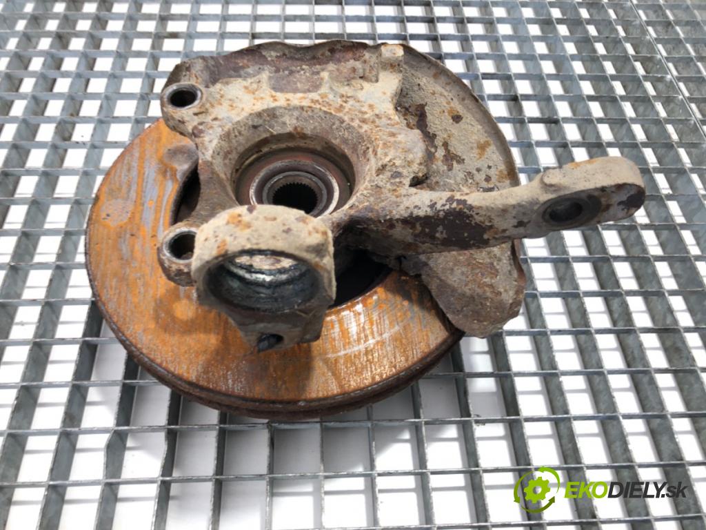 VW TRANSPORTER T4 Autobus 1995 57 kW 2.4 D 2370 náboj ľavy predný