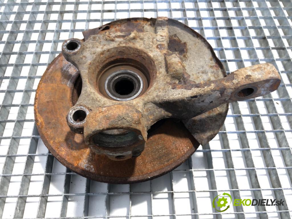 VW TRANSPORTER T4 Skrzynia 1993 44 kW 1.9 D 1896 náboj ľavy predný