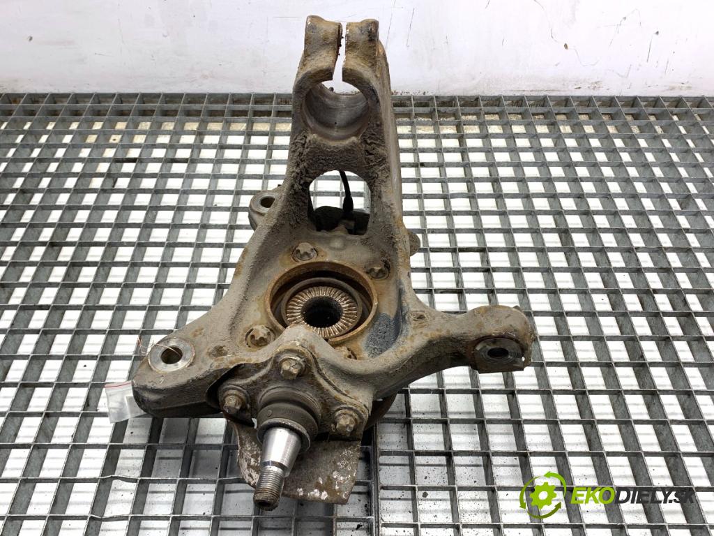 MERCEDES-BENZ eSPRINTER Skrzynia Skrzynia 2022 85 kW Electric (910.633)  náboj pravy predný A9103322500