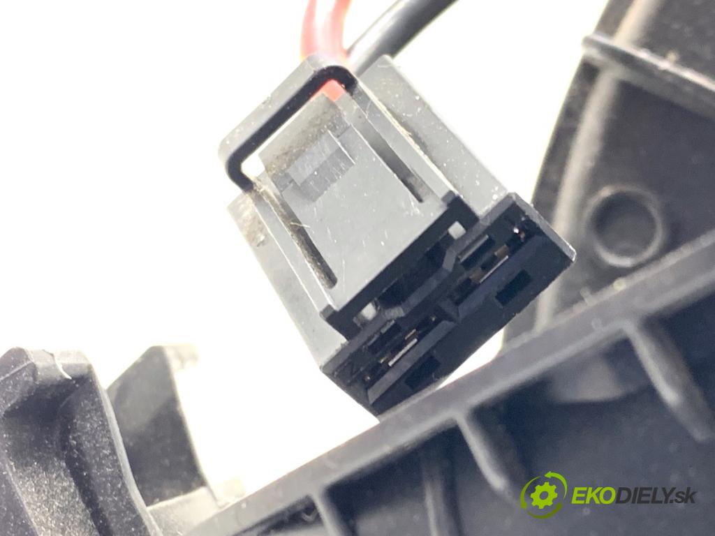 MERCEDES-BENZ eSPRINTER Skrzynia Skrzynia 2022 85 kW Electric (910.633)  ventilátor kúrenia A0008307902