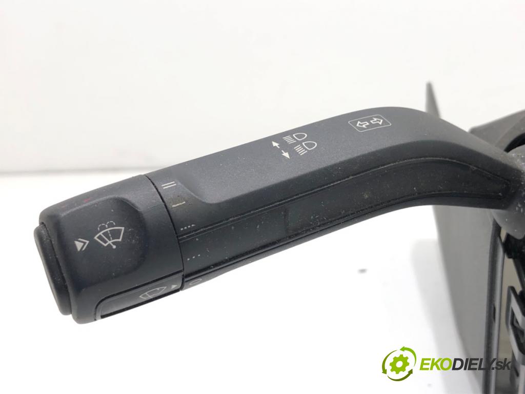 MERCEDES-BENZ eSPRINTER Skrzynia Skrzynia 2022 85 kW Electric (910.633)  Prepínač kombinovaný 10139371-12 (Prepínacie páčky pod volantom)