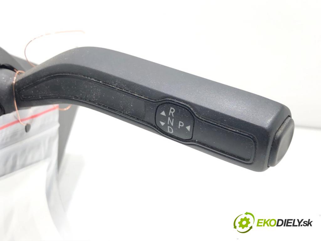 MERCEDES-BENZ eSPRINTER Skrzynia Skrzynia 2022 85 kW Electric (910.633)  Prepínač kombinovaný 10139371-12 (Prepínacie páčky pod volantom)