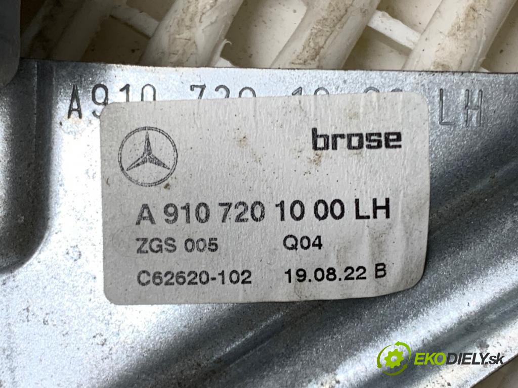 MERCEDES-BENZ eSPRINTER Skrzynia Skrzynia 2022 85 kW Electric (910.633)  mechanismus okna levý přední část A9107201000