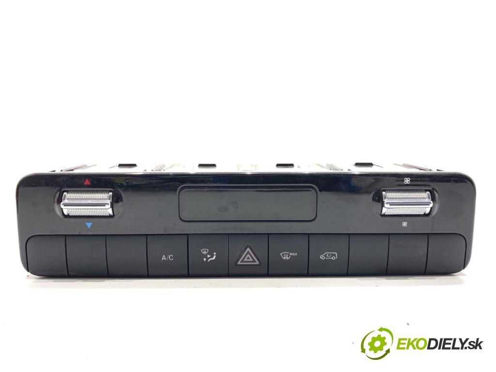 MERCEDES-BENZ eSPRINTER Skrzynia Skrzynia 2022 85 kW Electric (910.633)  Panel ovládania kúrenia A9079054806 (Prepínacie páčky pod volantom)