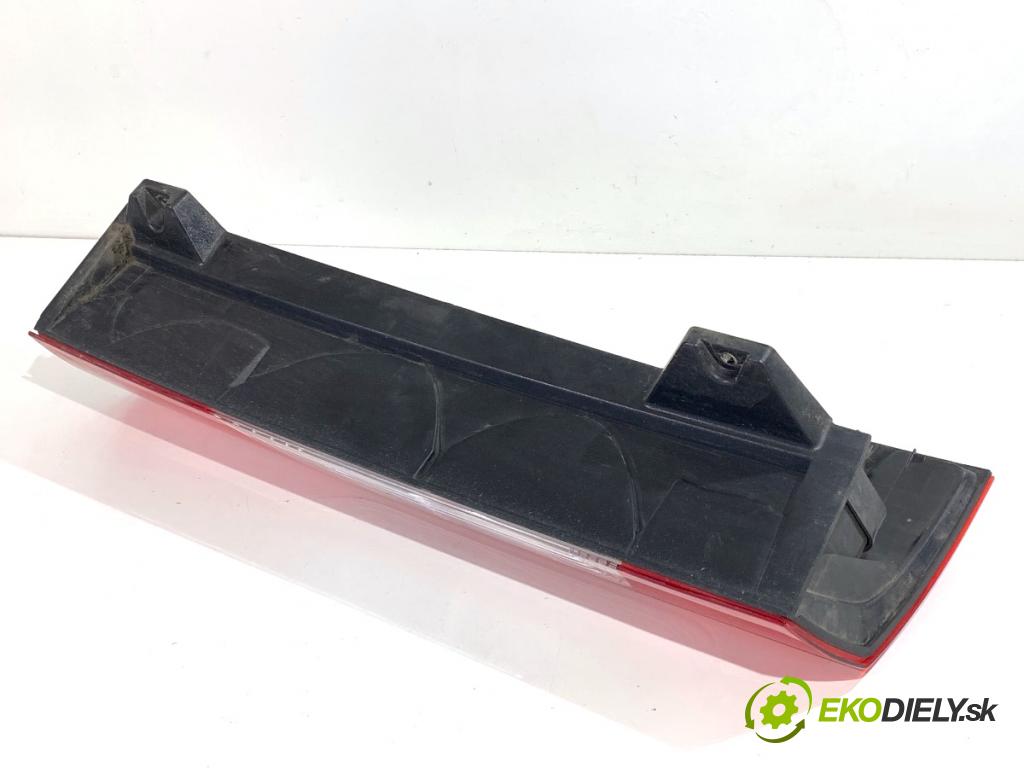 MERCEDES-BENZ eSPRINTER Skrzynia Skrzynia 2022 85 kW Electric (910.633)  Svetlo pravy zad