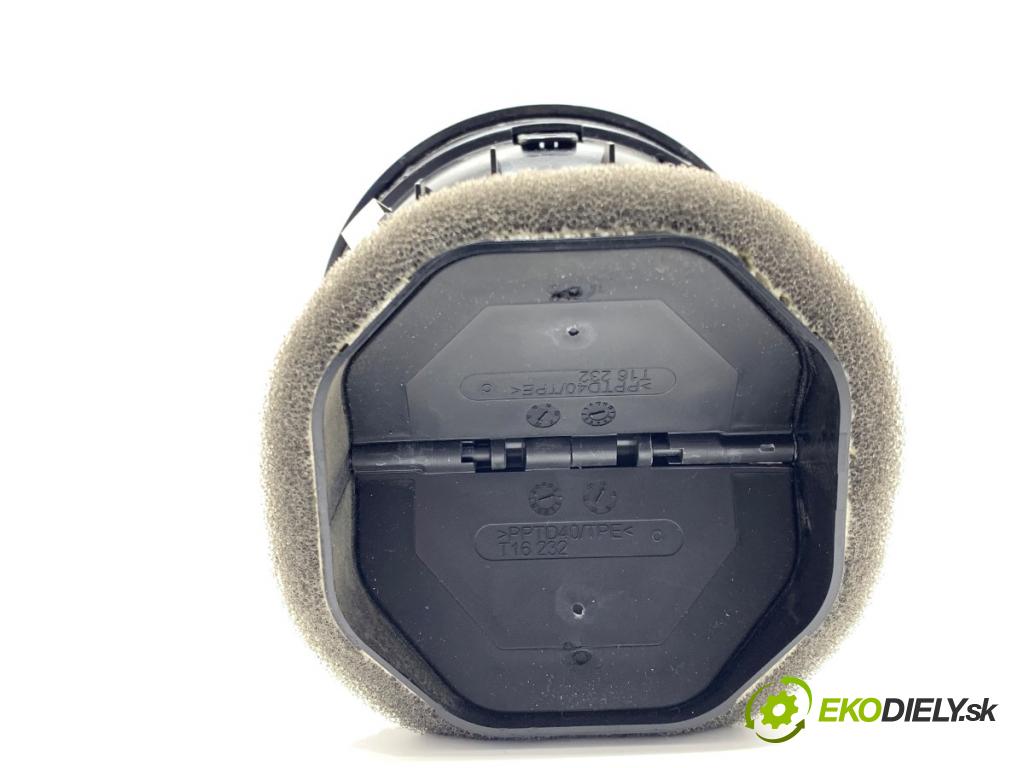 MERCEDES-BENZ eSPRINTER Skrzynia Skrzynia 2022 85 kW Electric (910.633)  Mriežky kúrenia ľavy predný A9108303201