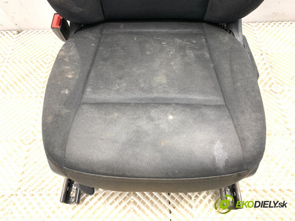 MERCEDES-BENZ eSPRINTER Skrzynia Skrzynia 2022 85 kW Electric (910.633)  Sedadlo ľavy predný