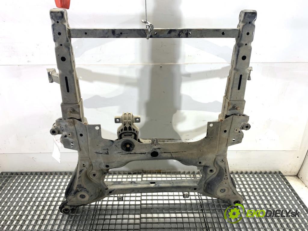 MERCEDES-BENZ eSPRINTER Skrzynia Skrzynia 2022 85 kW Electric (910.633)  výztuha pod motor A9100013799 (Přední výztuha)