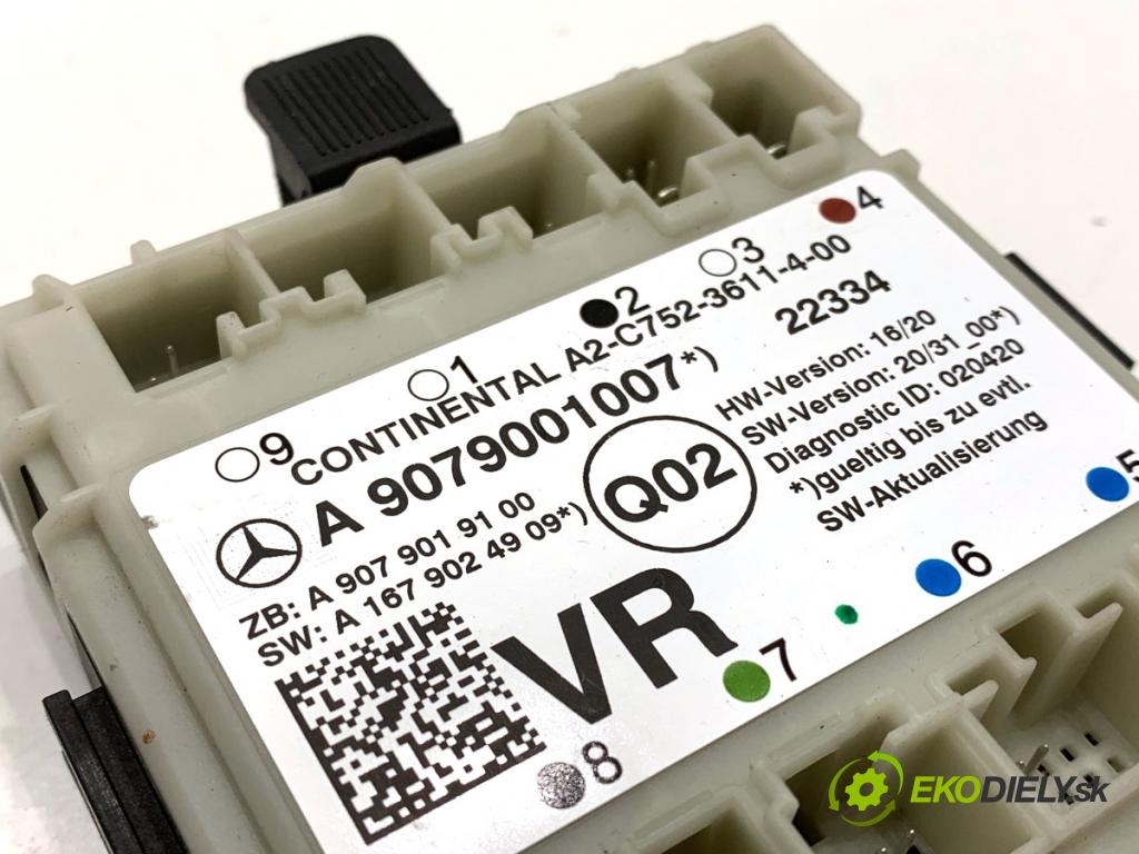 MERCEDES-BENZ eSPRINTER Skrzynia Skrzynia 2022 85 kW Electric (910.633) Modul Dvere predný pravy A9079001007