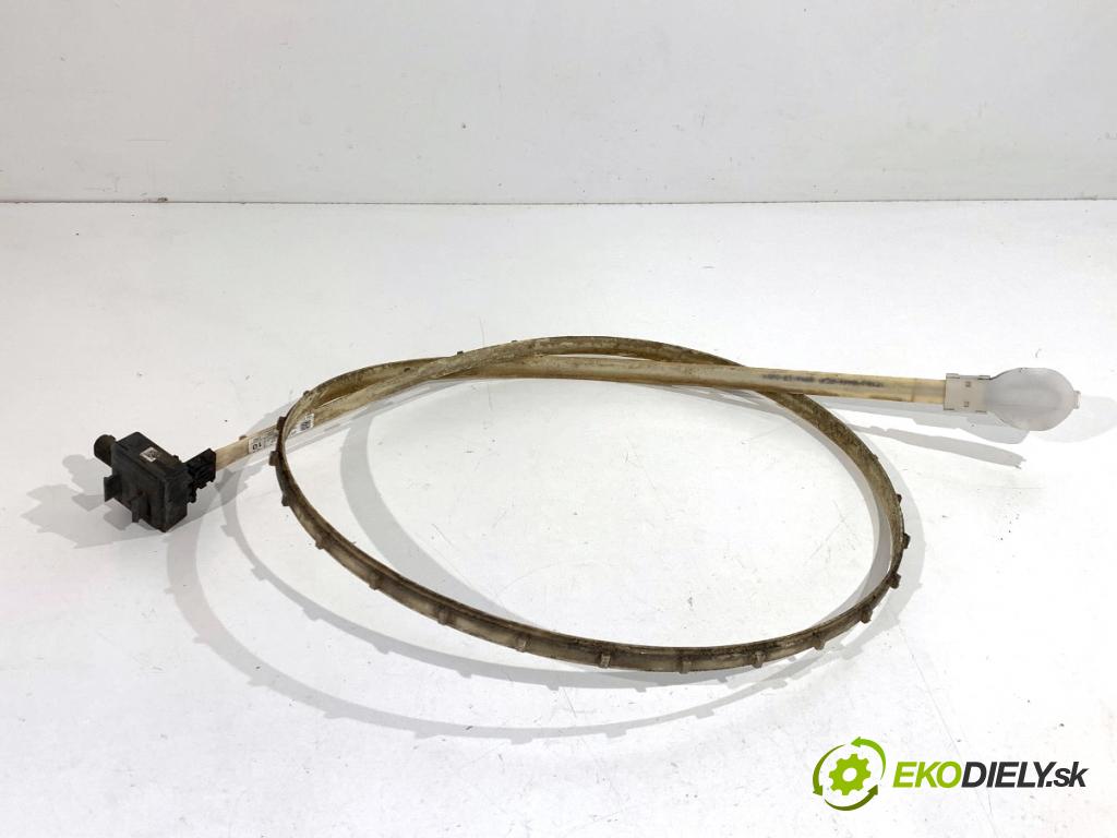 BMW F11 Kombi 2011 190 kW 530 d xDrive 2993 Snímač OCHRANA: 9318777