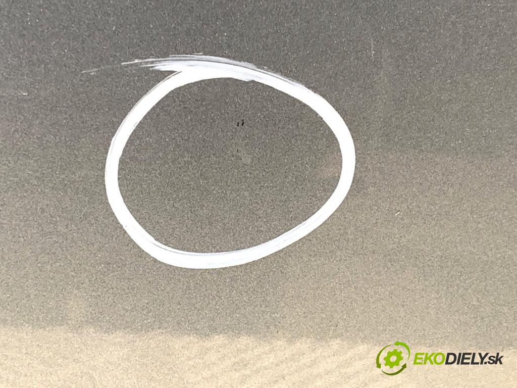 SKODA SUPERB II Kombi 2010 125 kW 2.0 TDI 1968 dveře levý zadní část