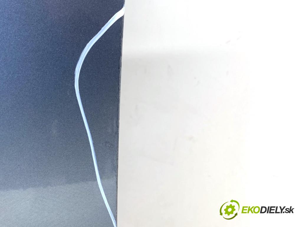 SKODA SUPERB II Kombi 2010 125 kW 2.0 TDI 1968 dveře levý přední část