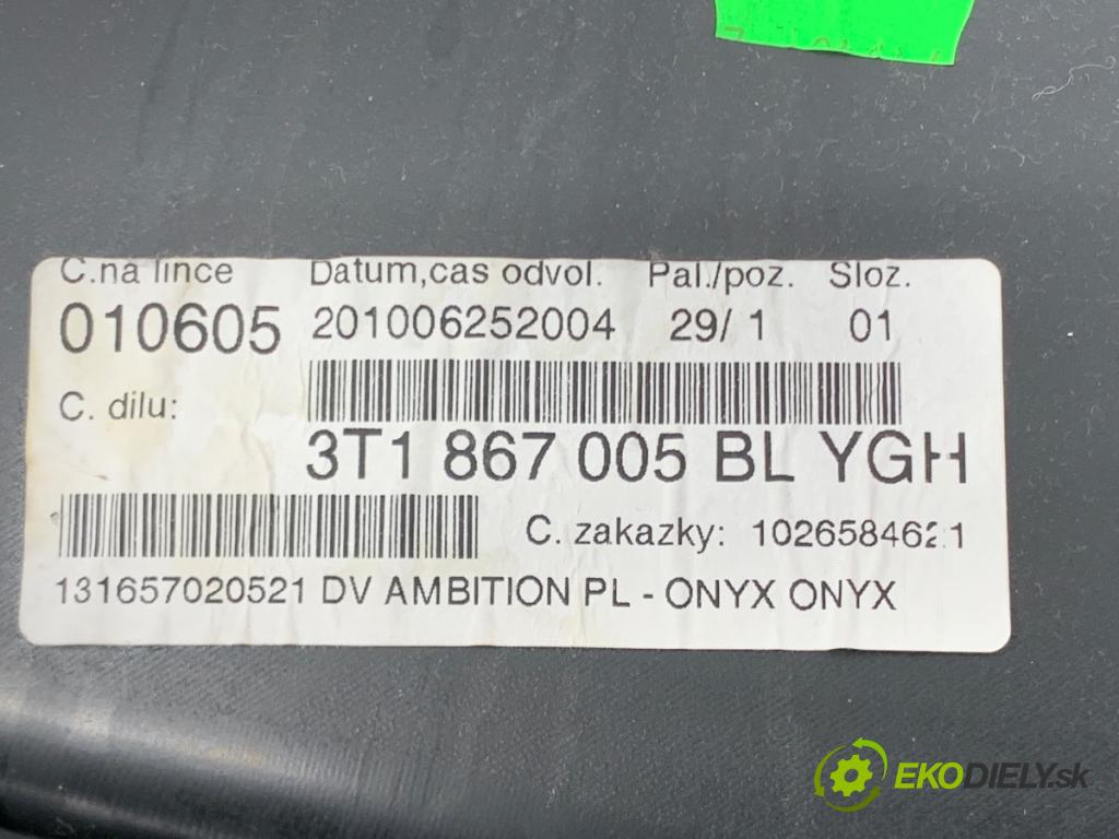 SKODA SUPERB II Kombi 2010 125 kW 2.0 TDI 1968 čalúnenie Dvere ľavy predný