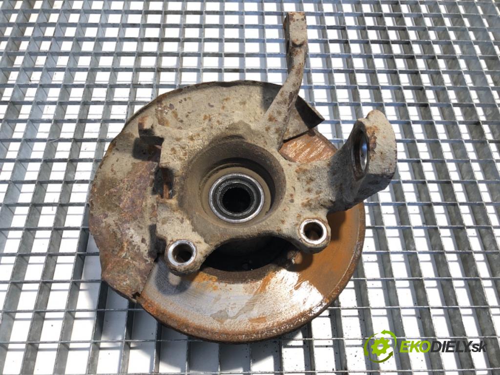 VW TRANSPORTER T4 Skrzynia 1994 57 kW 2.4 D 2370 náboj ľavy predný