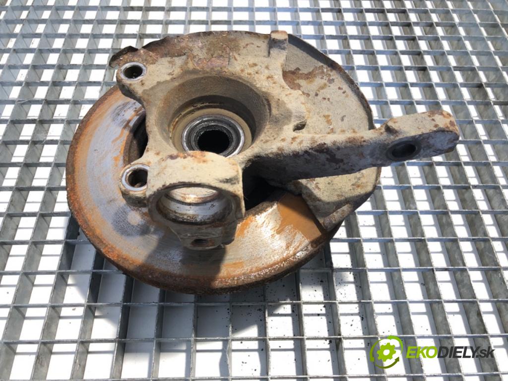 VW TRANSPORTER T4 Skrzynia 1994 57 kW 2.4 D 2370 náboj ľavy predný