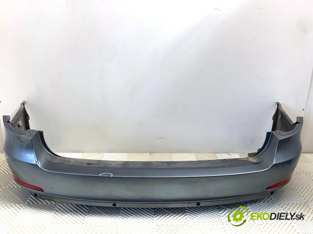 SKODA SUPERB II Kombi 2010 125 kW 2.0 TDI 1968 Nárazník zad  (Kľučka dverí ostatné)