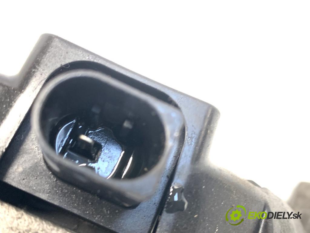 BMW F31 Kombi 2019 110 kW 318 d 1995 Alternátor 7640132 (Alternátor)