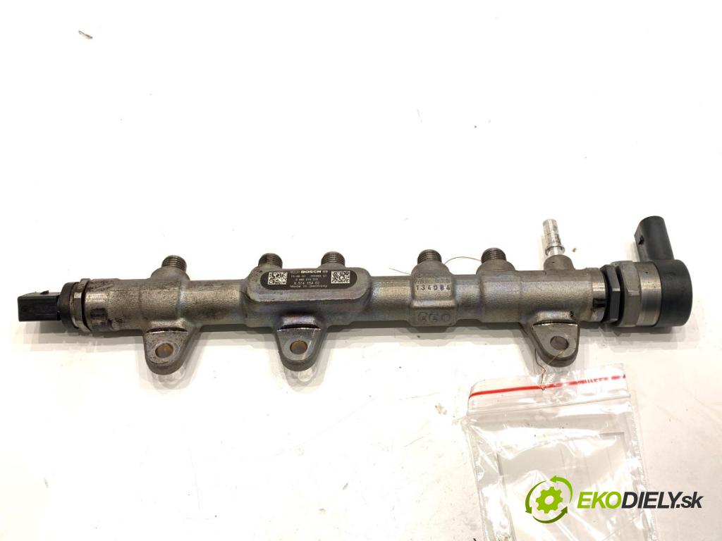 BMW F34 liftback 2015 140 kW 320 d 1995 lišta vstřikovací 8514154 (Vstřikovací lišta)