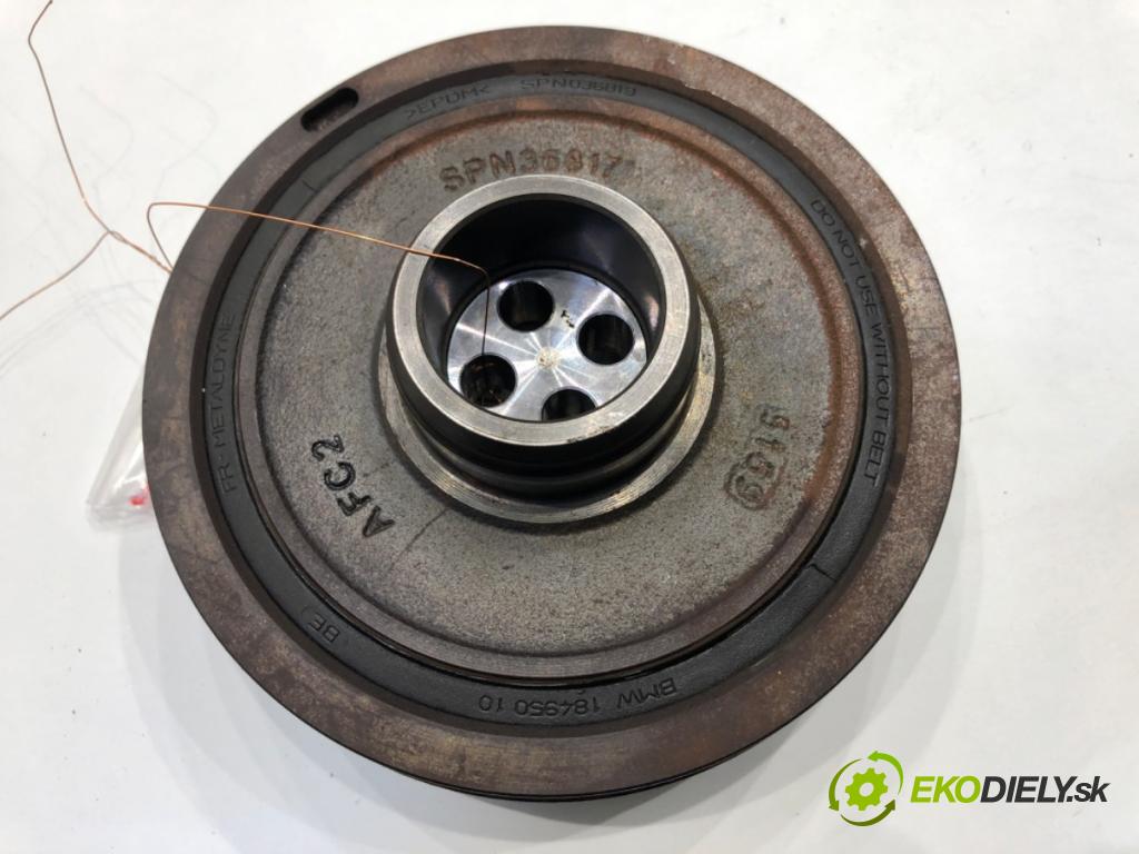 BMW F34 liftback 2015 140 kW 320 d 1995 koleso kolesová hriadeľa 7619245 (Remenica)