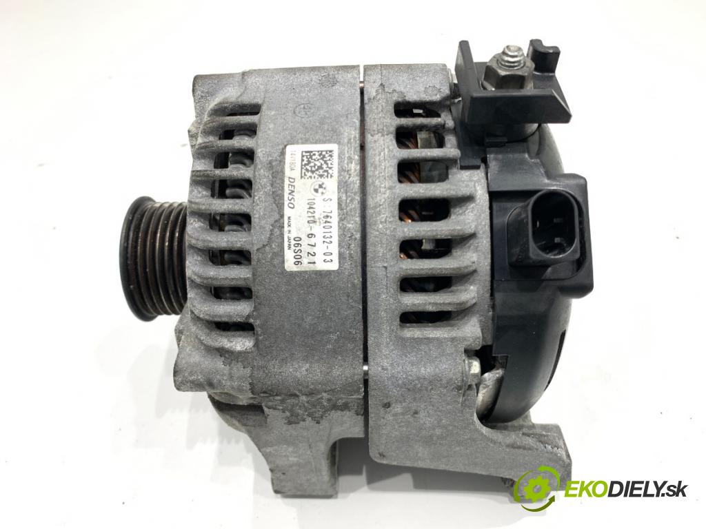 BMW F34 liftback 2015 140 kW 320 d 1995 Alternátor 7640132 (Alternátor)