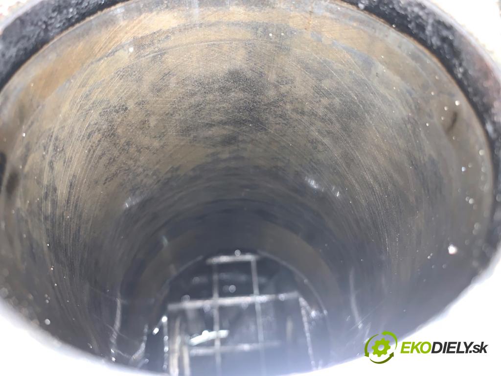 BMW F34 liftback 2015 140 kW 320 d 1995 JEDNOTKA: motora 8513982 (Blok motoru)