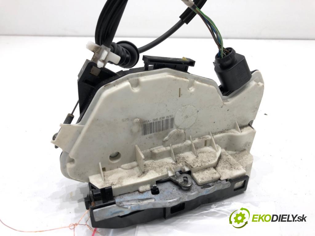 SKODA SUPERB II Kombi 2010 125 kW 2.0 TDI 1968 zámok Dvere ľavy zad 5N0839015D