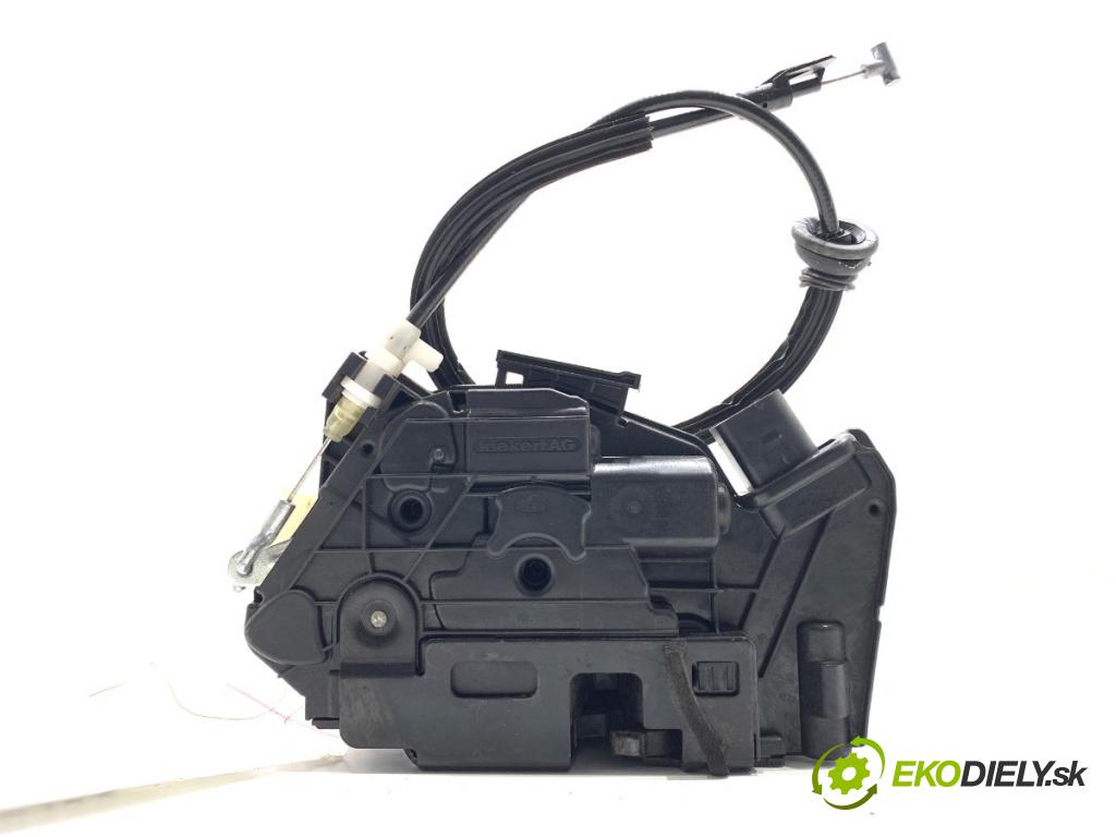 SKODA SUPERB II Kombi 2010 125 kW 2.0 TDI 1968 zámok Dvere pravy predný 5N1837016C