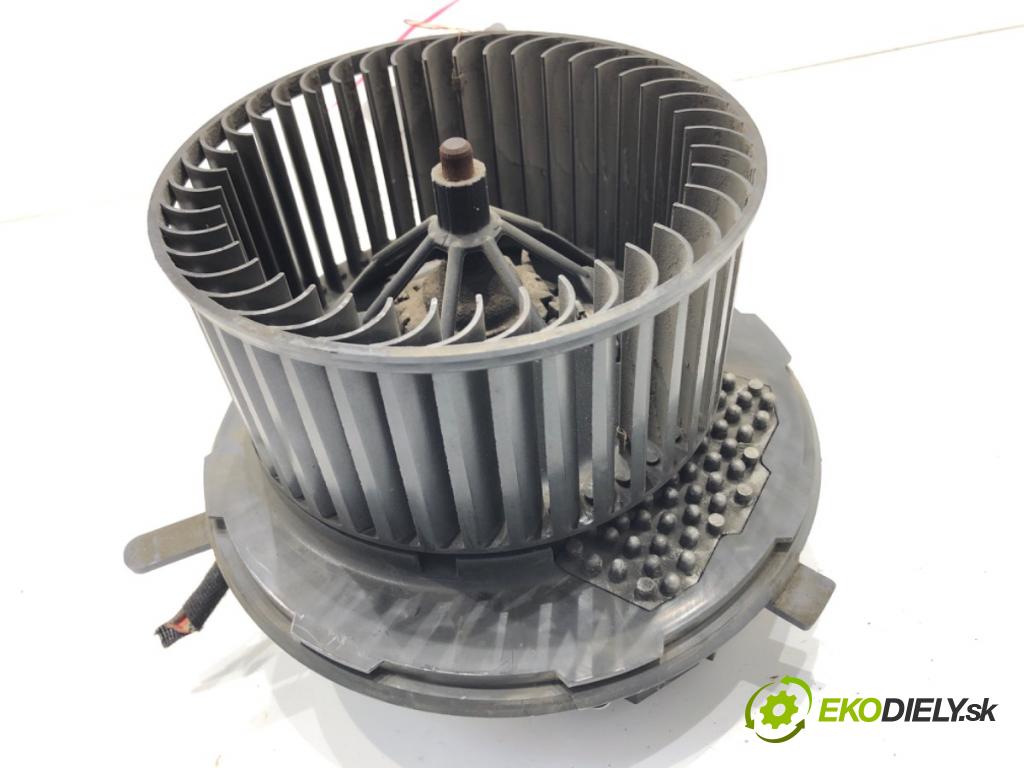 SKODA SUPERB II Kombi 2010 125 kW 2.0 TDI 1968 ventilátor kúrenia 3C1820015N 3C0907521F