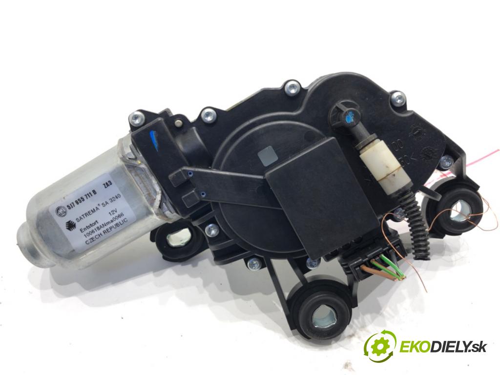 SKODA SUPERB II Kombi 2010 125 kW 2.0 TDI 1968 Motor stieračov zad 5J7955711B