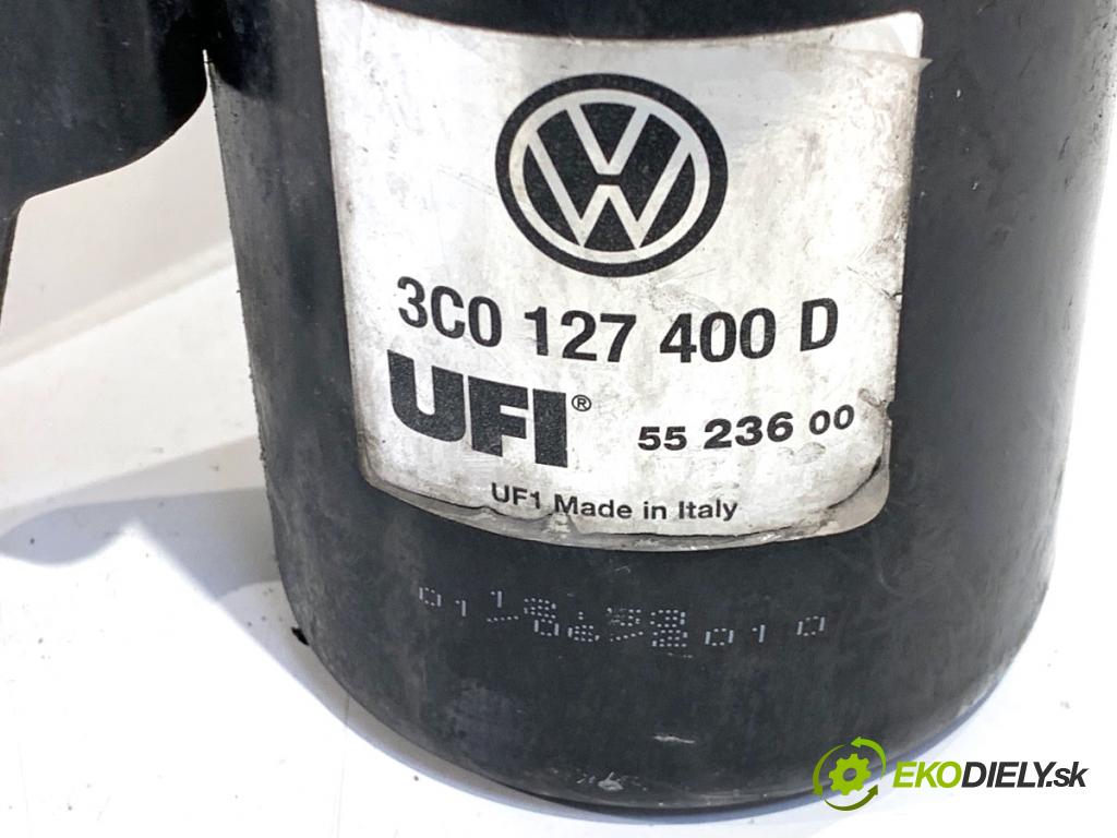 SKODA SUPERB II Kombi 2010 125 kW 2.0 TDI 1968 Obal filtra paliva 3C0127400D (Obal palivového filtra)