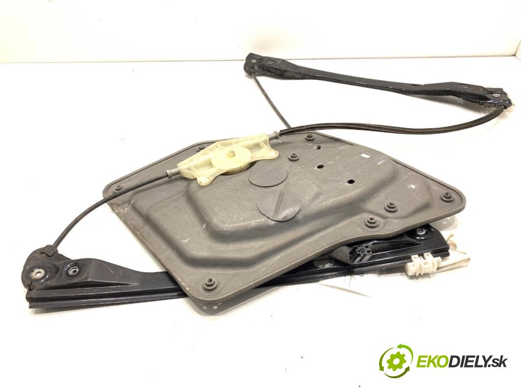 SKODA SUPERB II Kombi 2010 125 kW 2.0 TDI 1968 Mechanizmus okna ľavy predný 3T0837401B