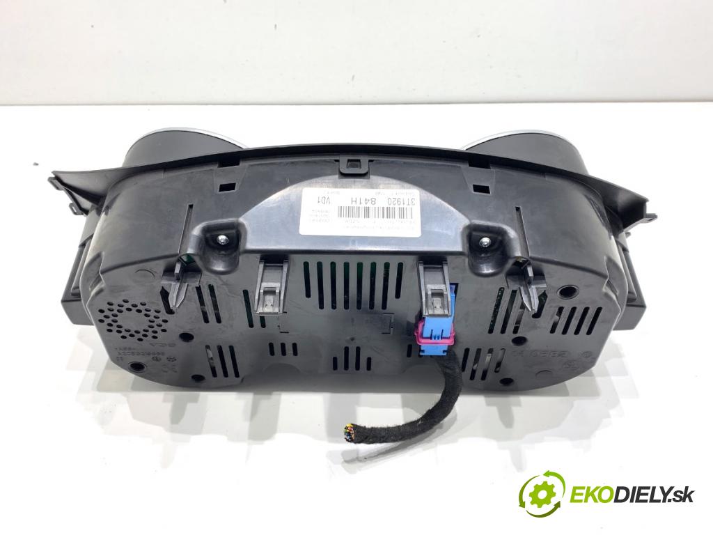 SKODA SUPERB II Kombi 2010 125 kW 2.0 TDI 1968 Prístrojovka 3T1920841H (Prístrojová doska)