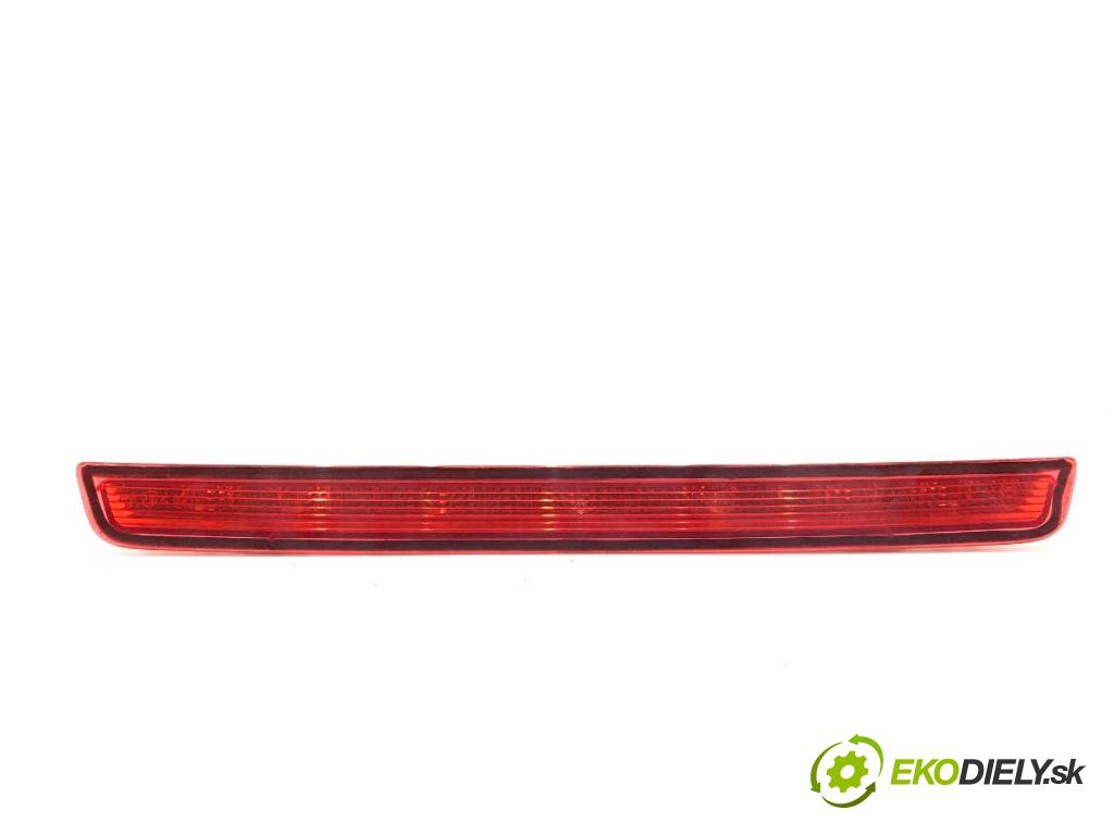 SKODA SUPERB II Kombi 2010 125 kW 2.0 TDI 1968 světlo brzdových světel 3T9945097