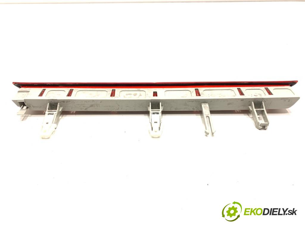 SKODA SUPERB II Kombi 2010 125 kW 2.0 TDI 1968 Svetlo brzdových svetiel 3T9945097