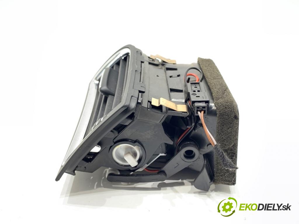 SKODA SUPERB II Kombi 2010 125 kW 2.0 TDI 1968 Mriežky kúrenia ľavy predný 3T0819701