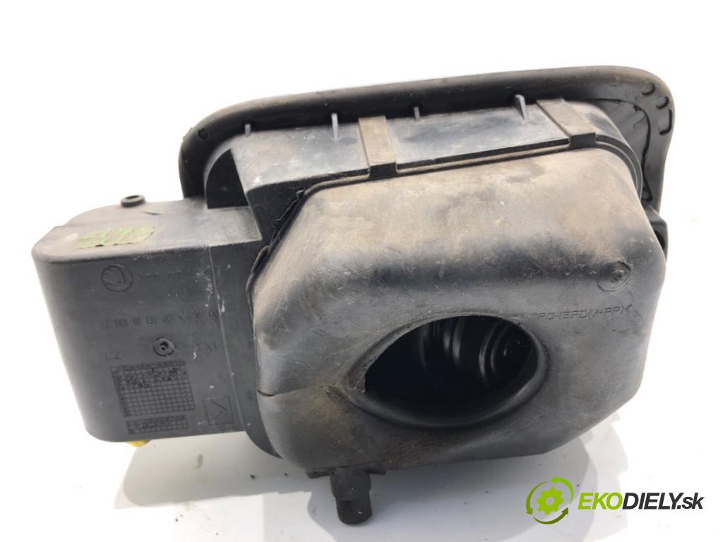 SKODA SUPERB II Kombi 2010 125 kW 2.0 TDI 1968 Dvierka nádrže paliva  (Kľučka dverí ostatné)