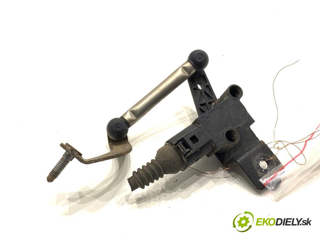 SKODA SUPERB II Kombi 2010 125 kW 2.0 TDI 1968 Snímač XENON 1T0907503B (Snímač)