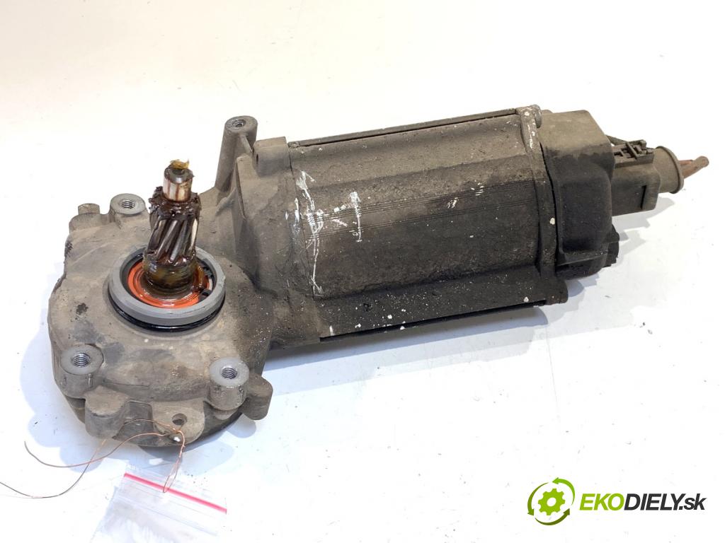 SKODA SUPERB II Kombi 2010 125 kW 2.0 TDI 1968 Motor servočerpadlo 1K0909144J