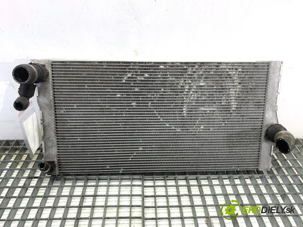 BMW F11 Kombi 2011 190 kW 530 d xDrive 2993 chladič vody 8509176 (Vodní chladič)