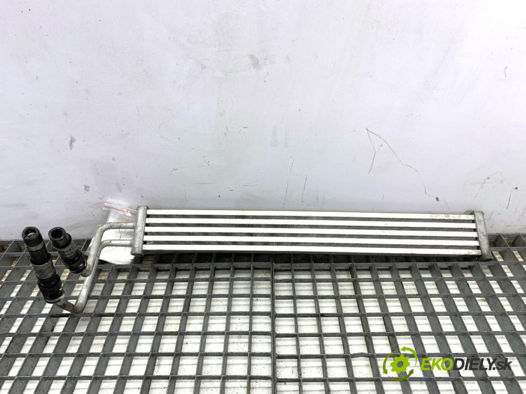 BMW F11 Kombi 2011 190 kW 530 d xDrive 2993 Chladič servočerpadlo 7570100